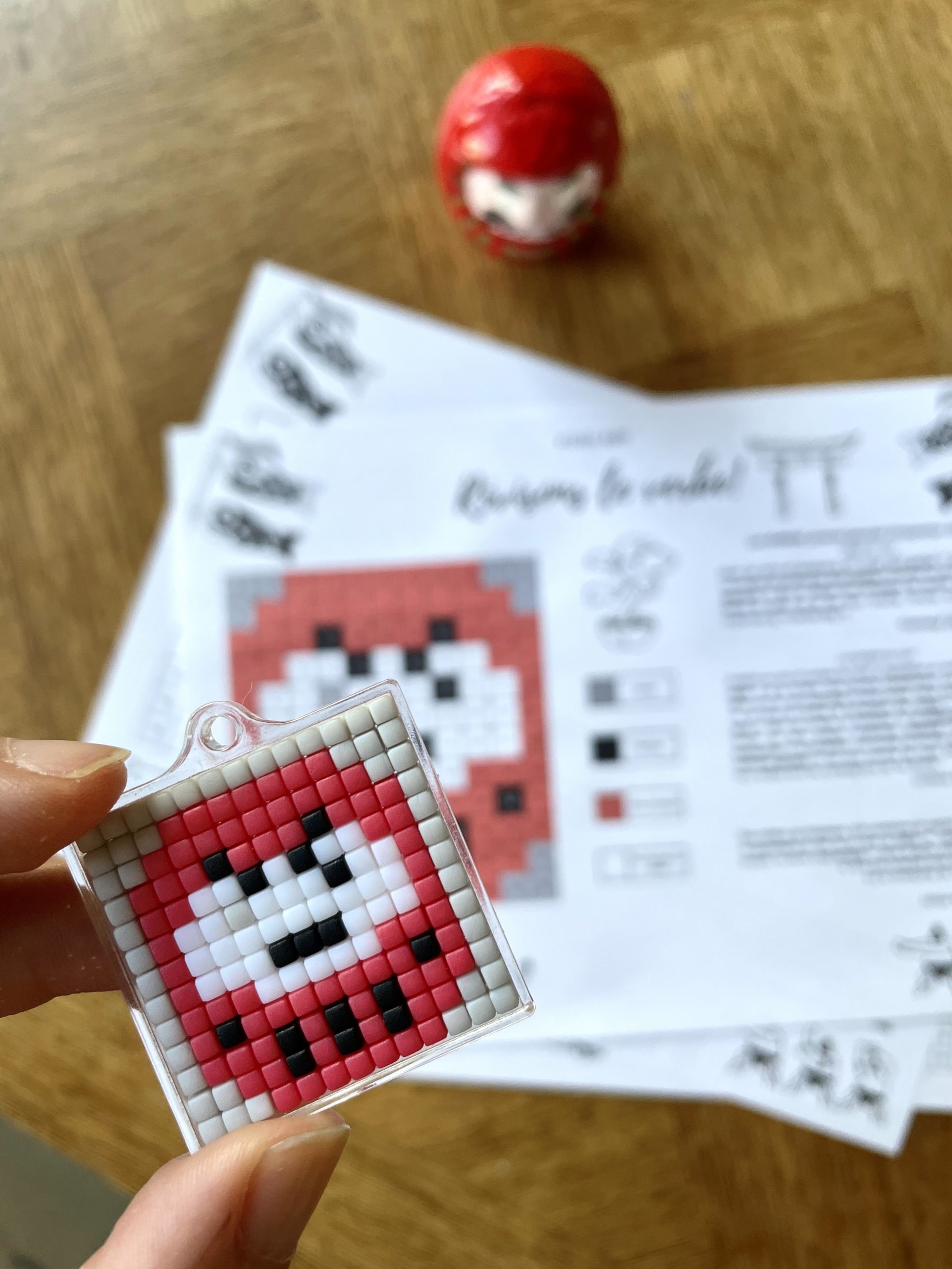 pixel art Daruma verbes